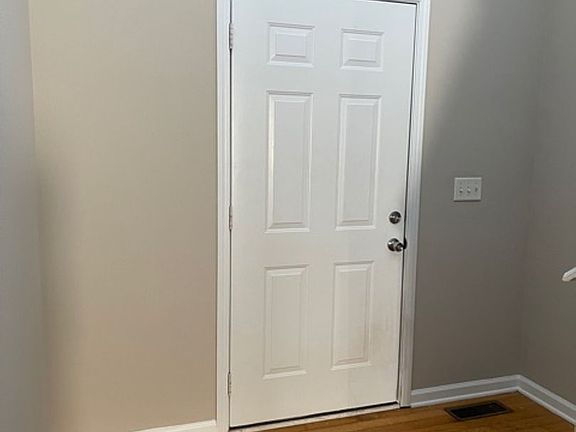 2nd image of 2610 Oriole St #2630