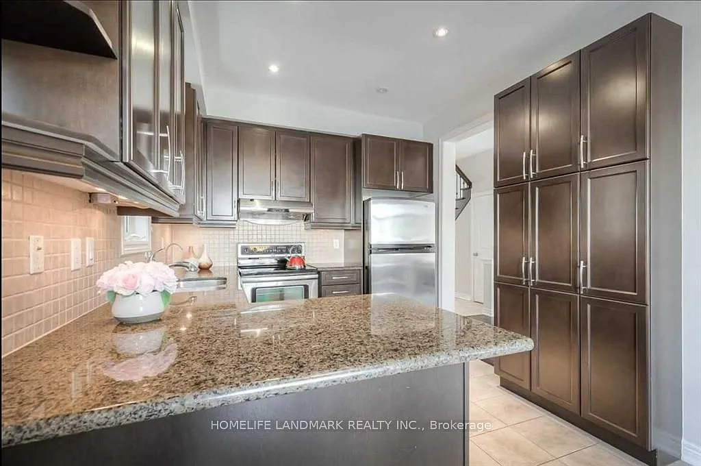 4 bed, $3,500 — Photo 4
