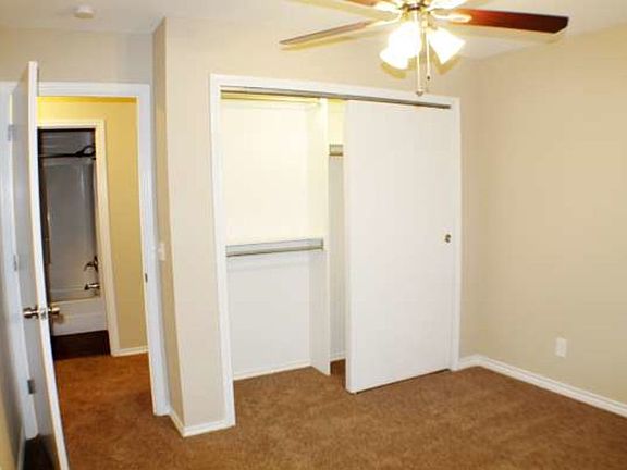 2nd image of 2821 Piedra Dr