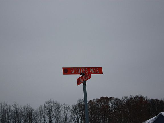 4th image of 270 Settlers Pass NE