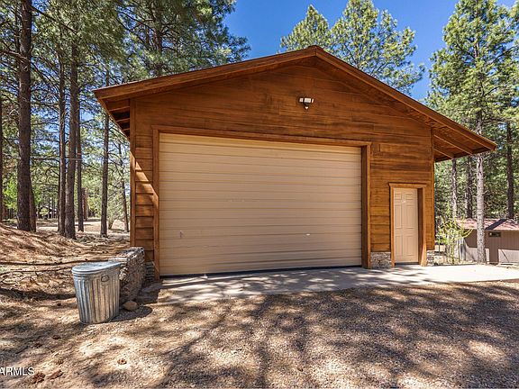 3rd image of 341 PINTO Road