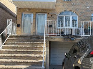 2219 125th St #1F, College Pt, NY 11356