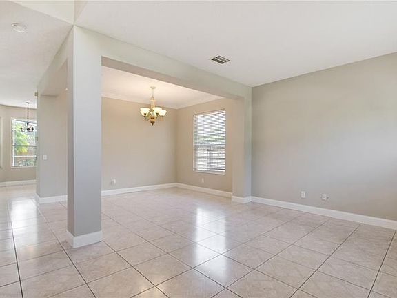 4th image of 9110 Rockrose Dr