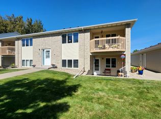620 Bridgeport Dr UNIT 2, Bismarck, ND 58504