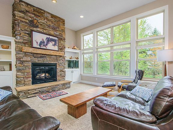 2nd image of 7888 Meadows Ct