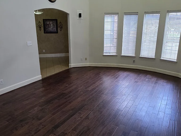 1001 Llano Trce — Photo 8