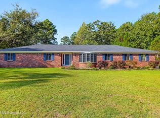 86 Teresa Dr, Lucedale, MS 39452