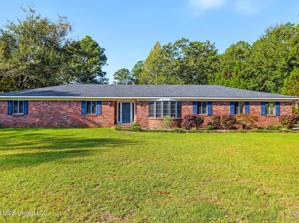 86 Teresa Dr, Lucedale, MS 39452
