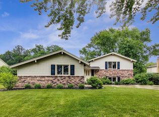 3223 Sandy Ln, Glenview, IL