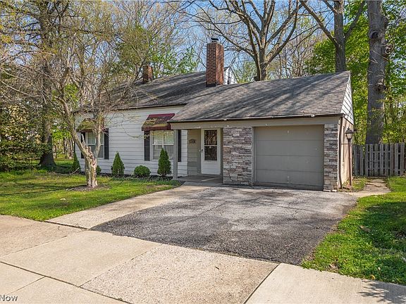 2nd image of 3675 Randolph Rd
