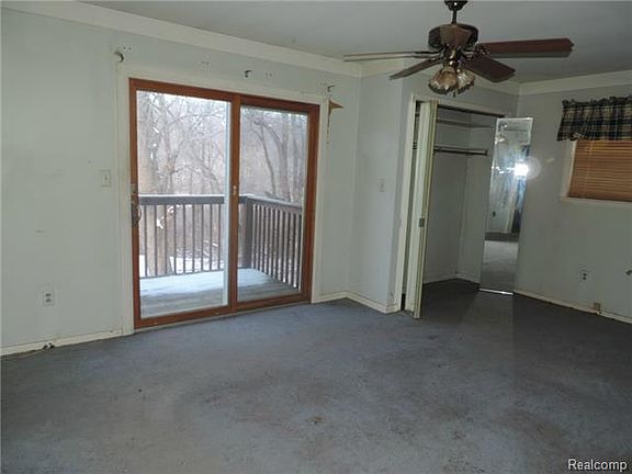 3rd image of 634 Tammi Ln