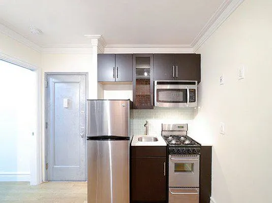 Rented by (Legacy) NY Quality Living Uptown | media 8