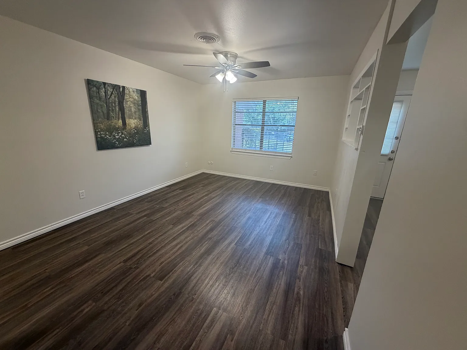 2 bed, 820 sqft, $1,499 — Photo 4