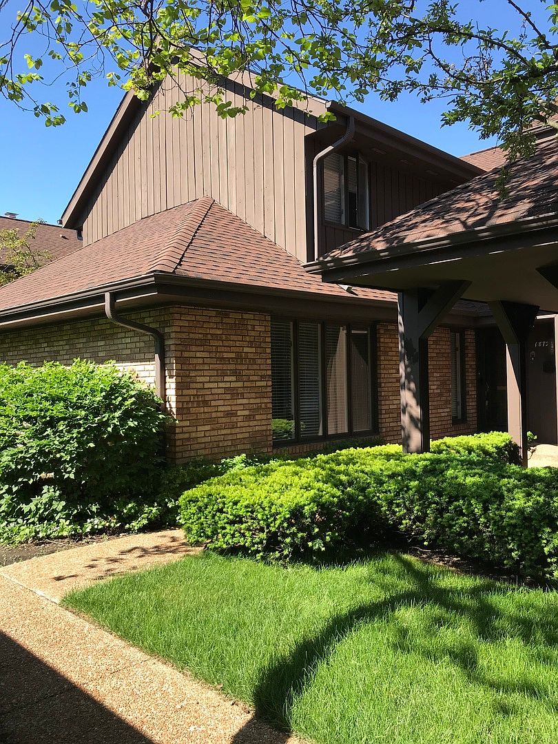 1872 Mission Hills Ln, Northbrook, IL 60062 | Zillow