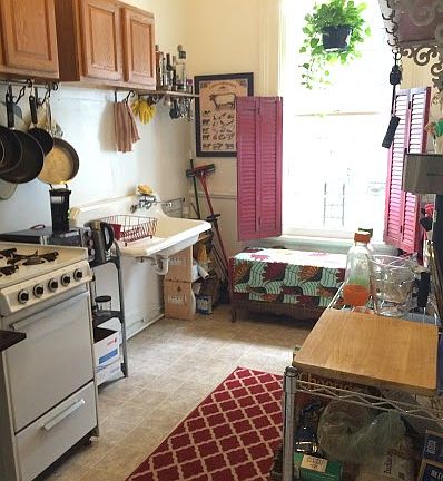 5th image of 2357 Magazine St APT 3