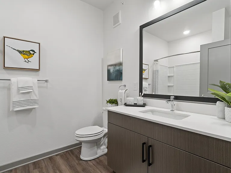 The Quinn Luxury Apartments — Photo 64