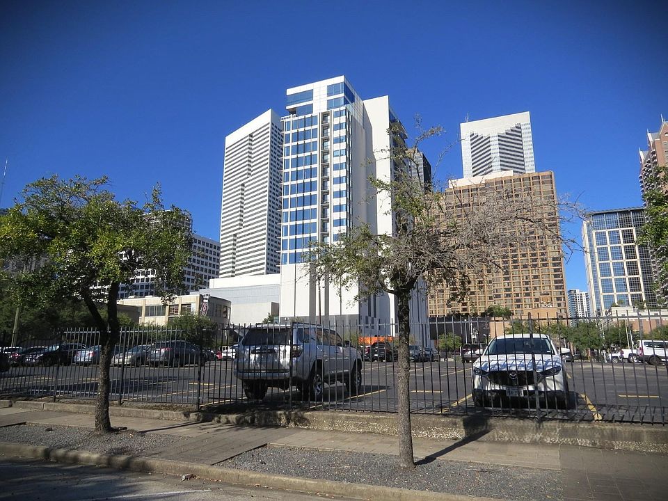 1st image of 1211 Caroline St Unit 1005