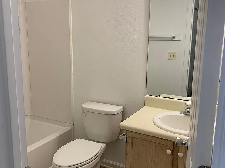 2175 Timberwood Cir S — Photo 11