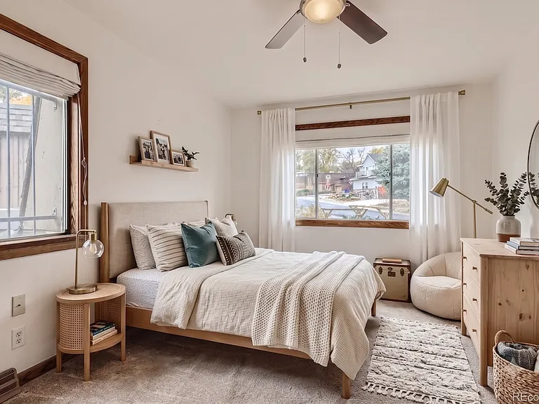 1004 S Arbutus St #1004 — Photo 11