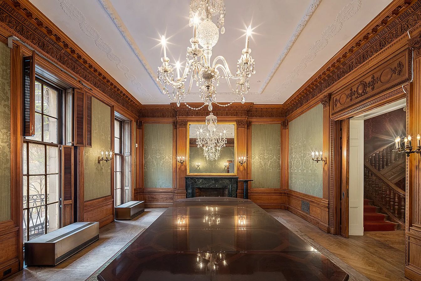 carousel photo #7 (MLS)