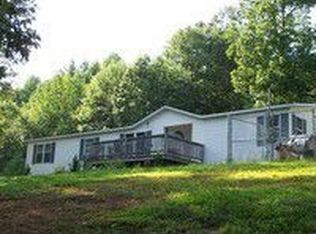 675 Mountain Plains Rd, Hillsville, VA 24343