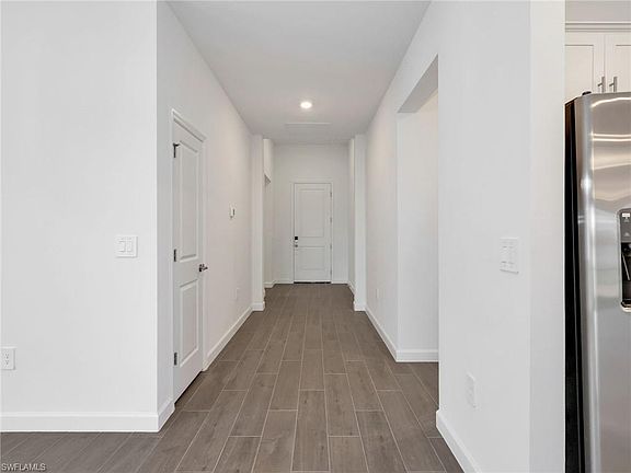 4th image of 21110 Verawood Loop