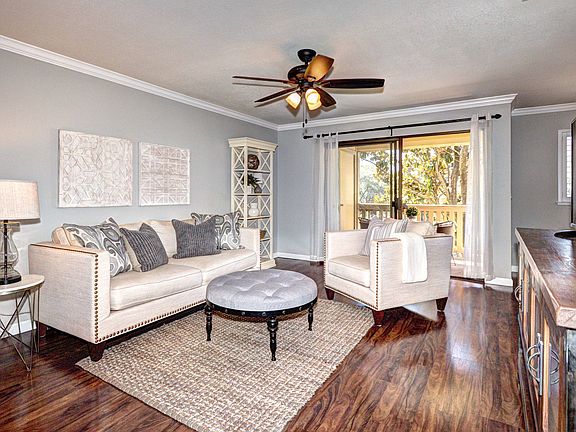 4th image of 2211 Brega Ln