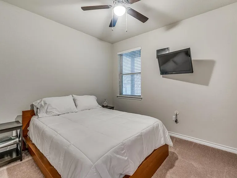 5921 Lehman Way — Photo 18