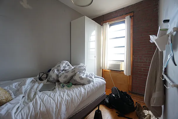 Rented by Rennit Inc. | media 9