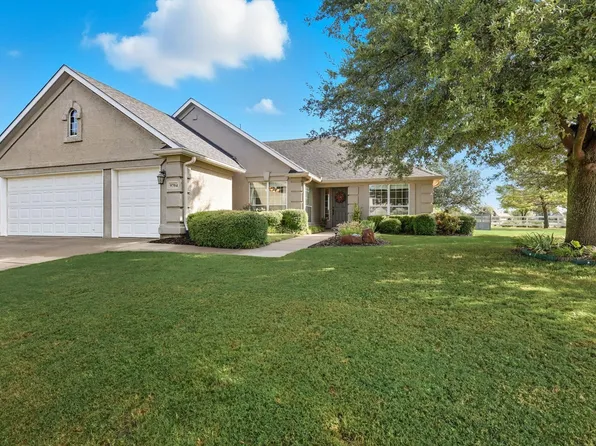 9704 Amber Ct, Denton, TX 76207