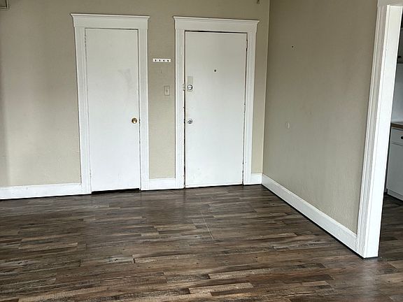 3rd image of 148 Barney St APT 2B