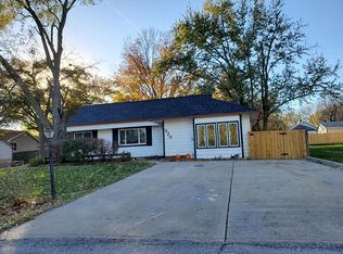 520 Garfield St, Carlisle, IA 50047