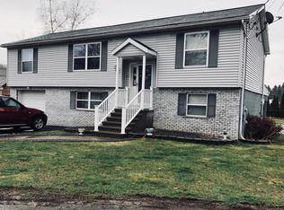 45 Park St, Exeter, PA 18643