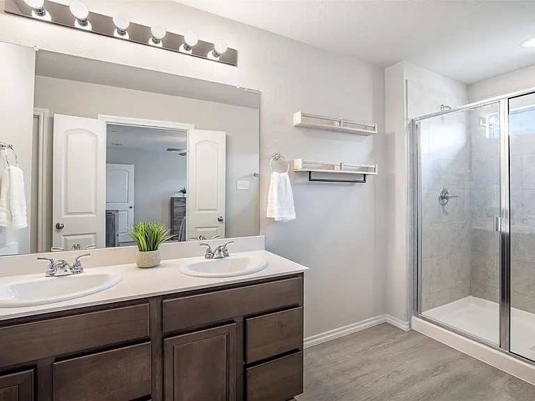 2308 Davenport Dr — Photo 24