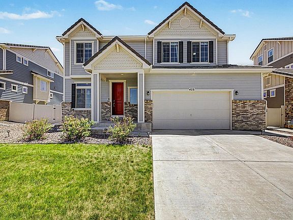 2nd image of 426 Highlands Cir