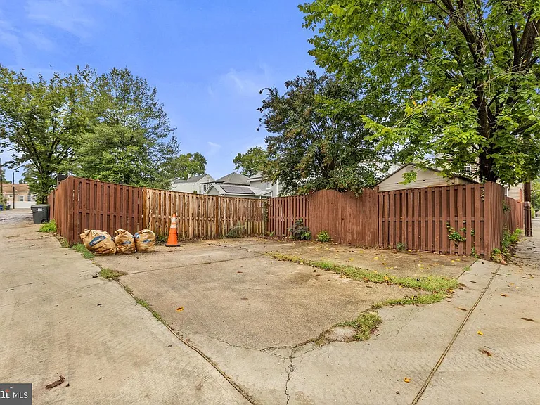 2231 Otis St NE #DETACHED — Photo 25