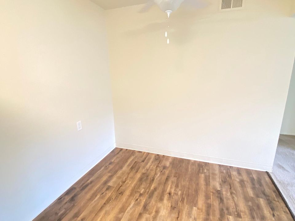 1st image of 1228 Floribunda Ave APT 15