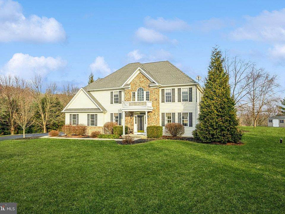 48 Alexander Rd, Kintnersville, PA 18930 Zillow