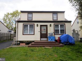 1045 Clinton Ave, Bensalem, PA 19020