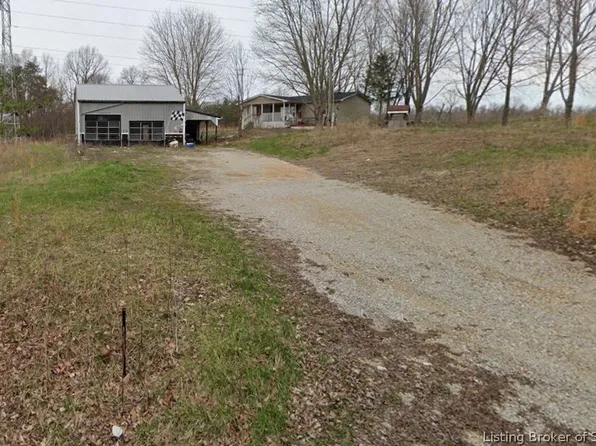 2767 S Hickory Grove Road, Pekin, IN 47165