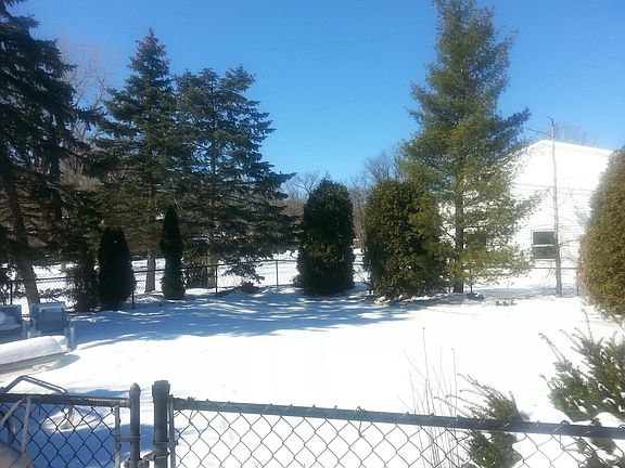 5th image of 131 Chapel Woods