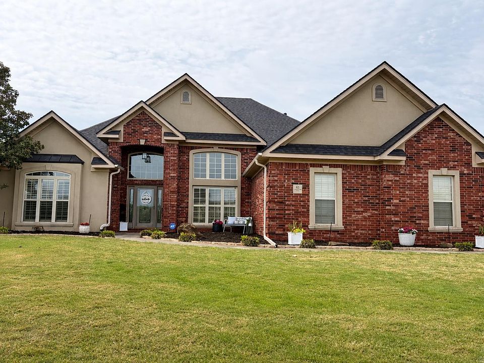 1st image of 83 Cypress Creek Dr