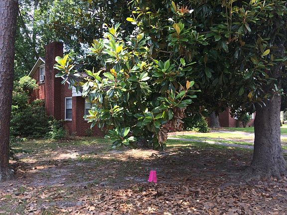 2nd image of 1018 9th St