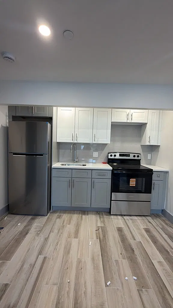 2 bed, $2,785 — Photo 4