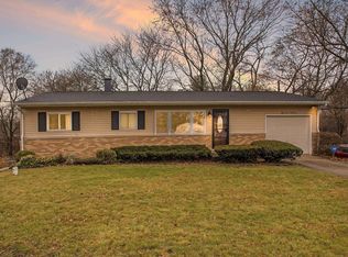 51061 Hollyhock Rd, South Bend, IN 46637