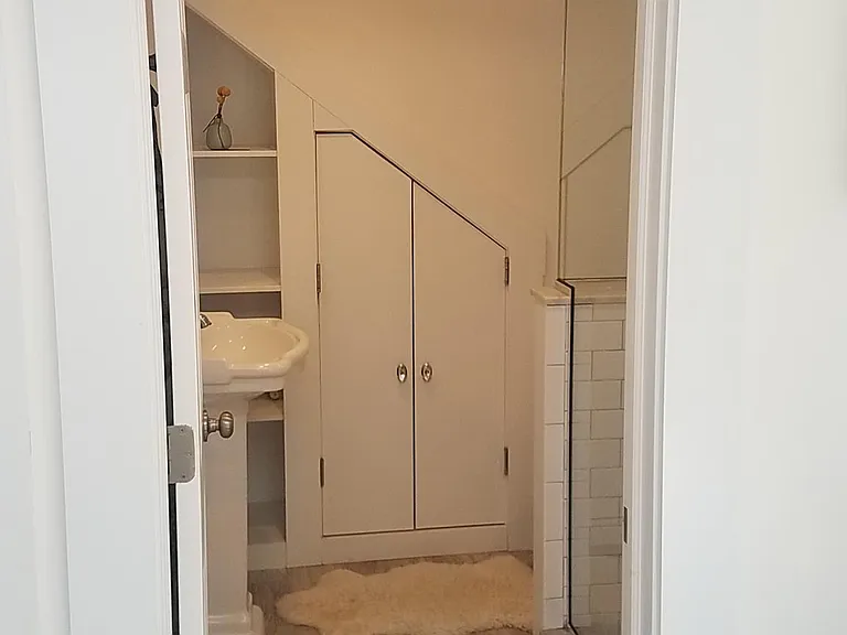 74 Sedgewick Ave — Photo 7