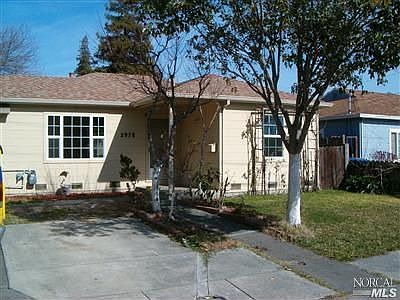 1st image of 2978 Kilburn Ave