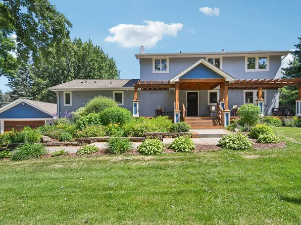 6338 Lynn Way, Woodbury, MN 55129