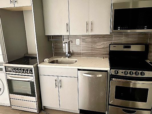 2nd image of 234 E 116th St #10A