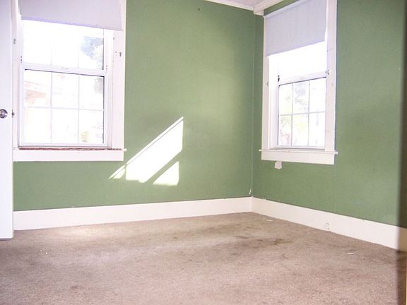 5th image of 1609 Scott Ave